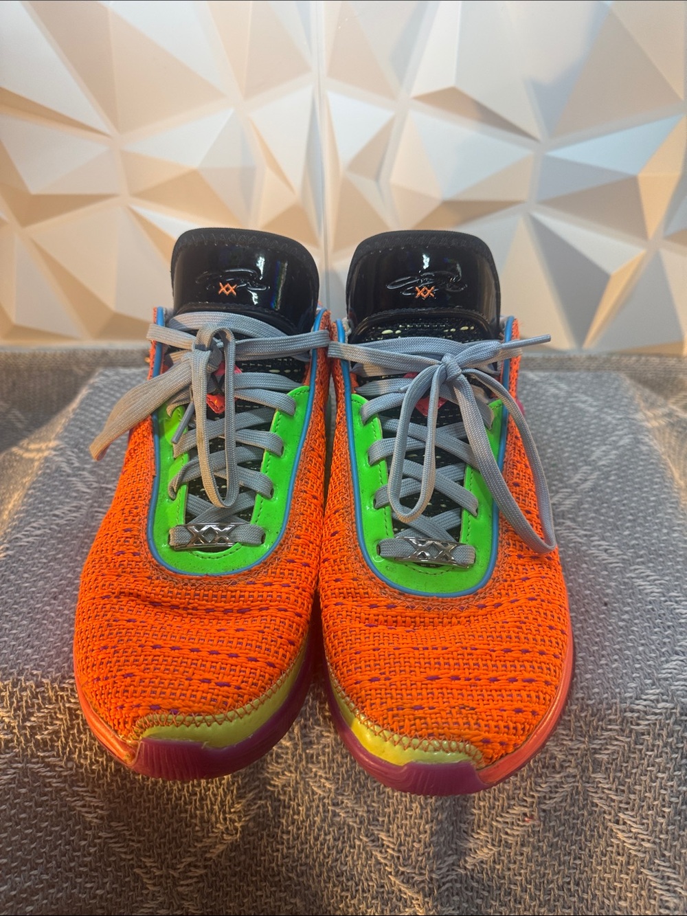 Nike LeBron 20 (chosen one)